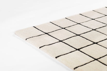 Momeni Form FRM-3 Ivory Contemporary Hand Tufted Rug