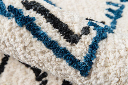 Momeni Margaux MGX-3 Ivory Contemporary Table Tufted Rug