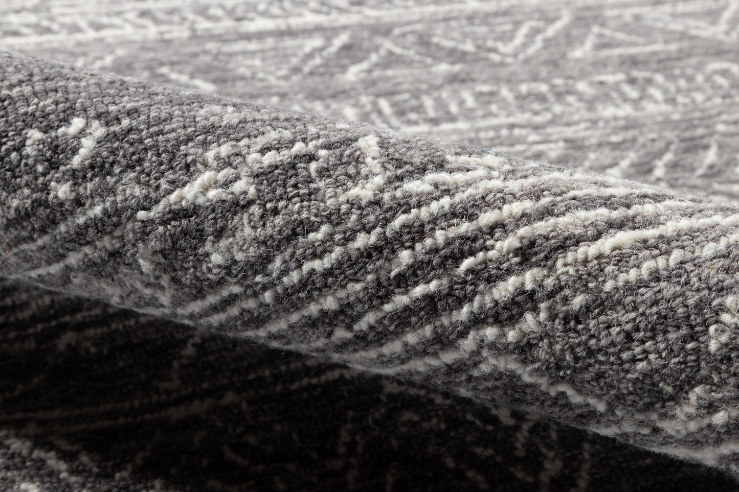 Momeni Mallorca MRC-1 Grey Contemporary Hand Hooked Rug