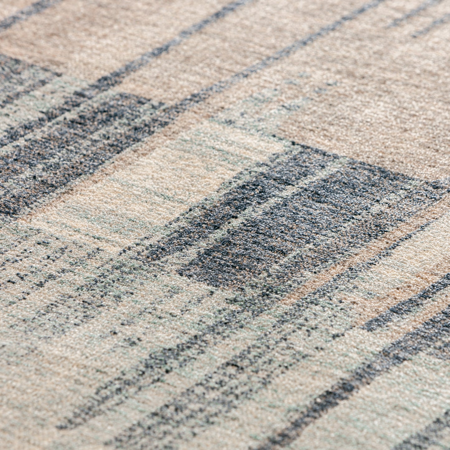 Dalyn Rugs Neola  Navy  Transitional