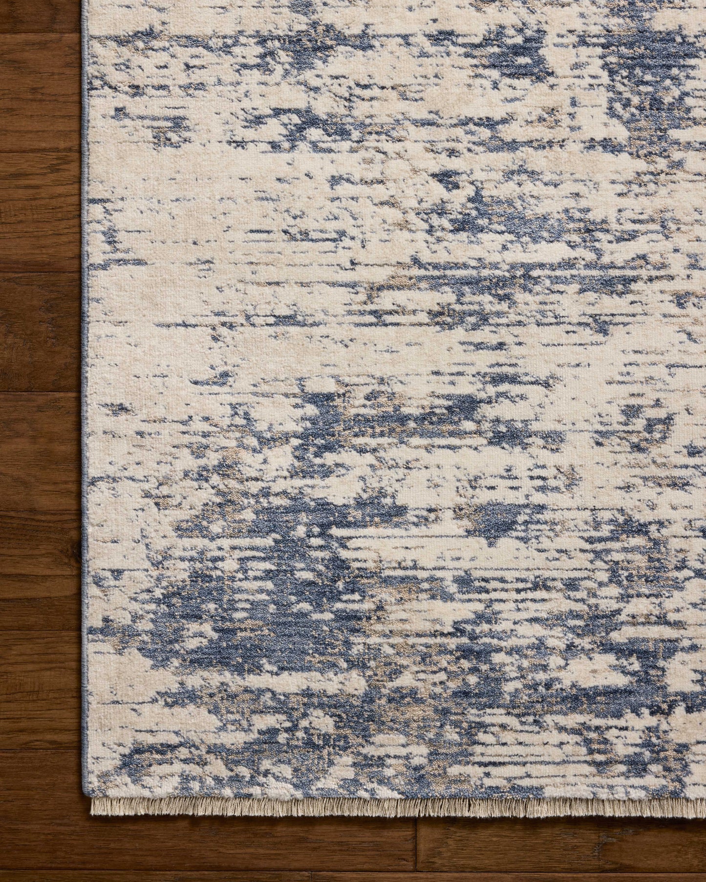 Loloi II Nellie  Dove Blue Contemporary