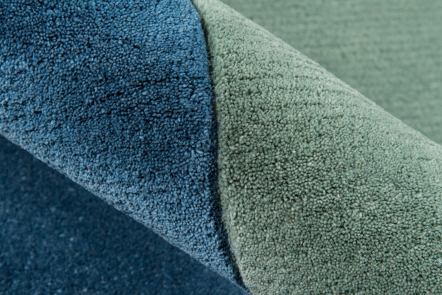 Momeni New Wave  Multi  Contemporary