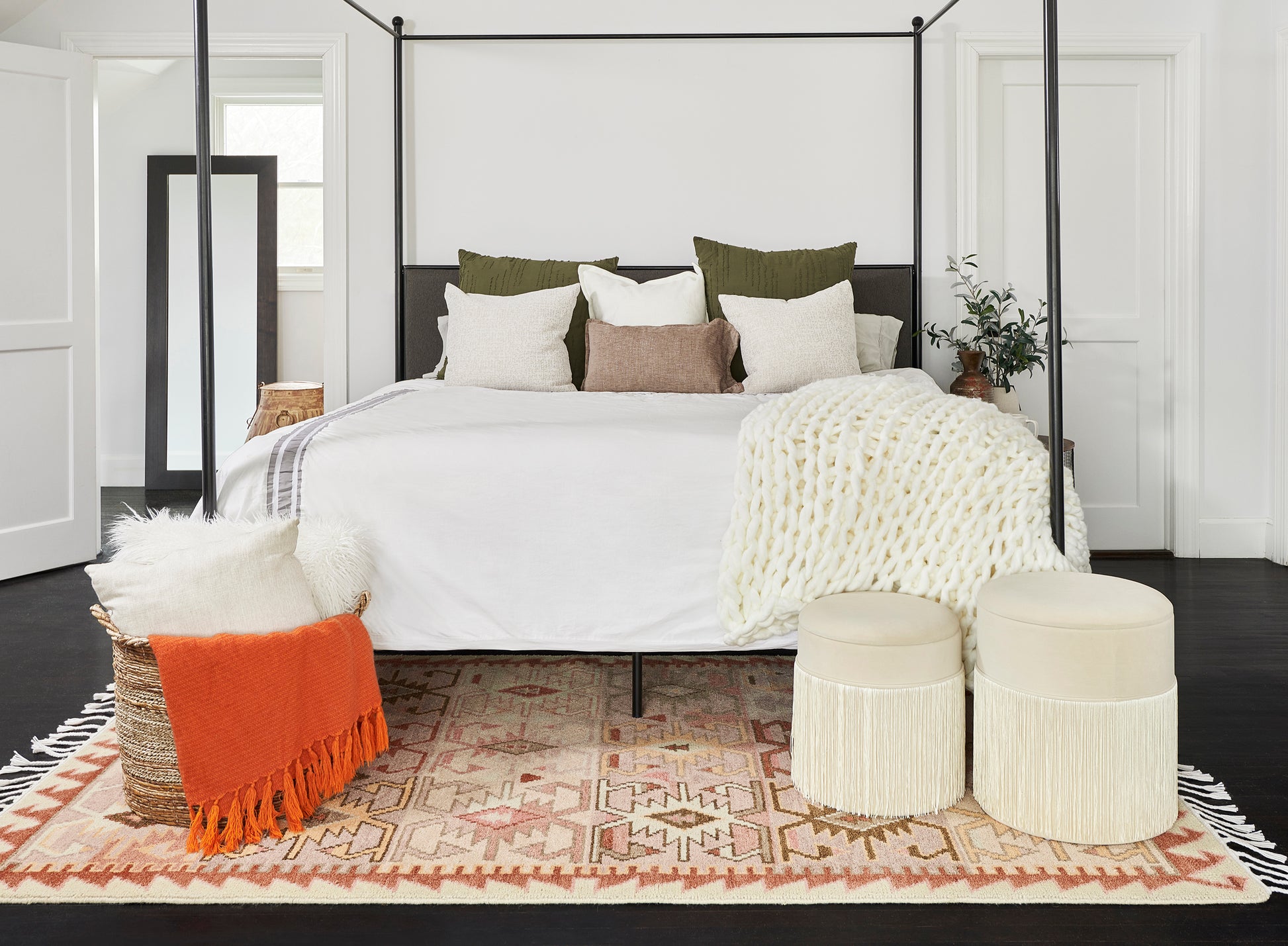 Momeni Nomad  Rust  Traditional