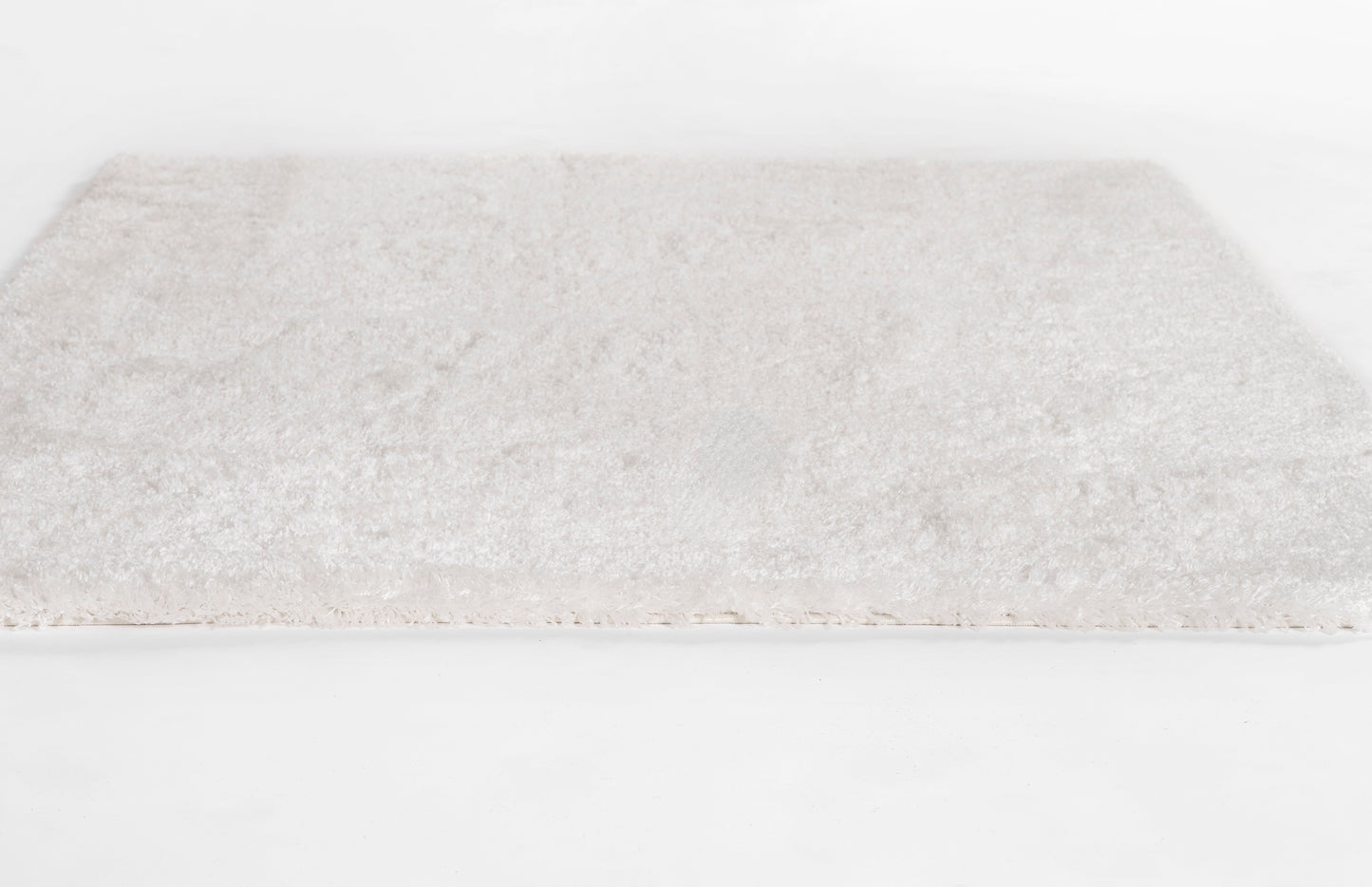 Novogratz Nola Shag  Snow  Contemporary