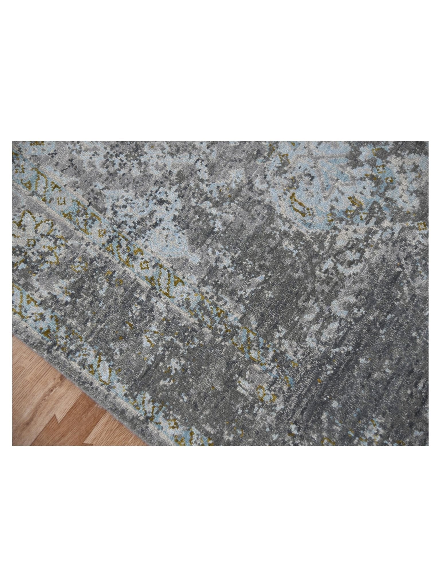 Limited NEWCASTLE NE - 322 SILVER SAND Traditional Knotted Rug - Rugs - Limited - Atlanta Designer Rugs