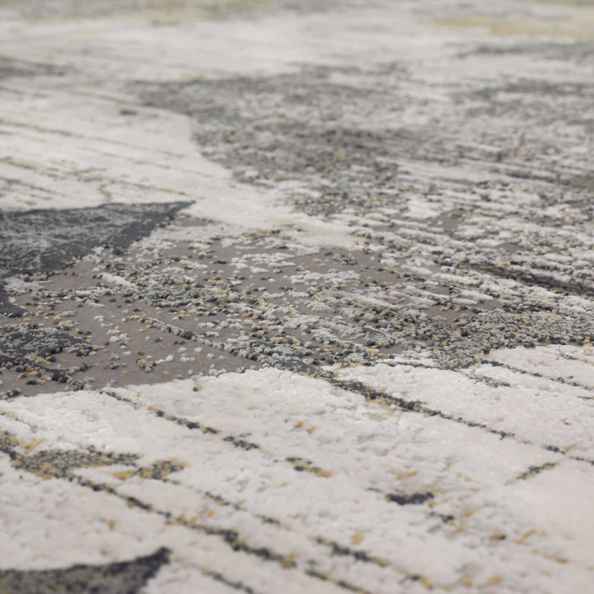 Karastan Tryst  Patina  Modern/Contemporary