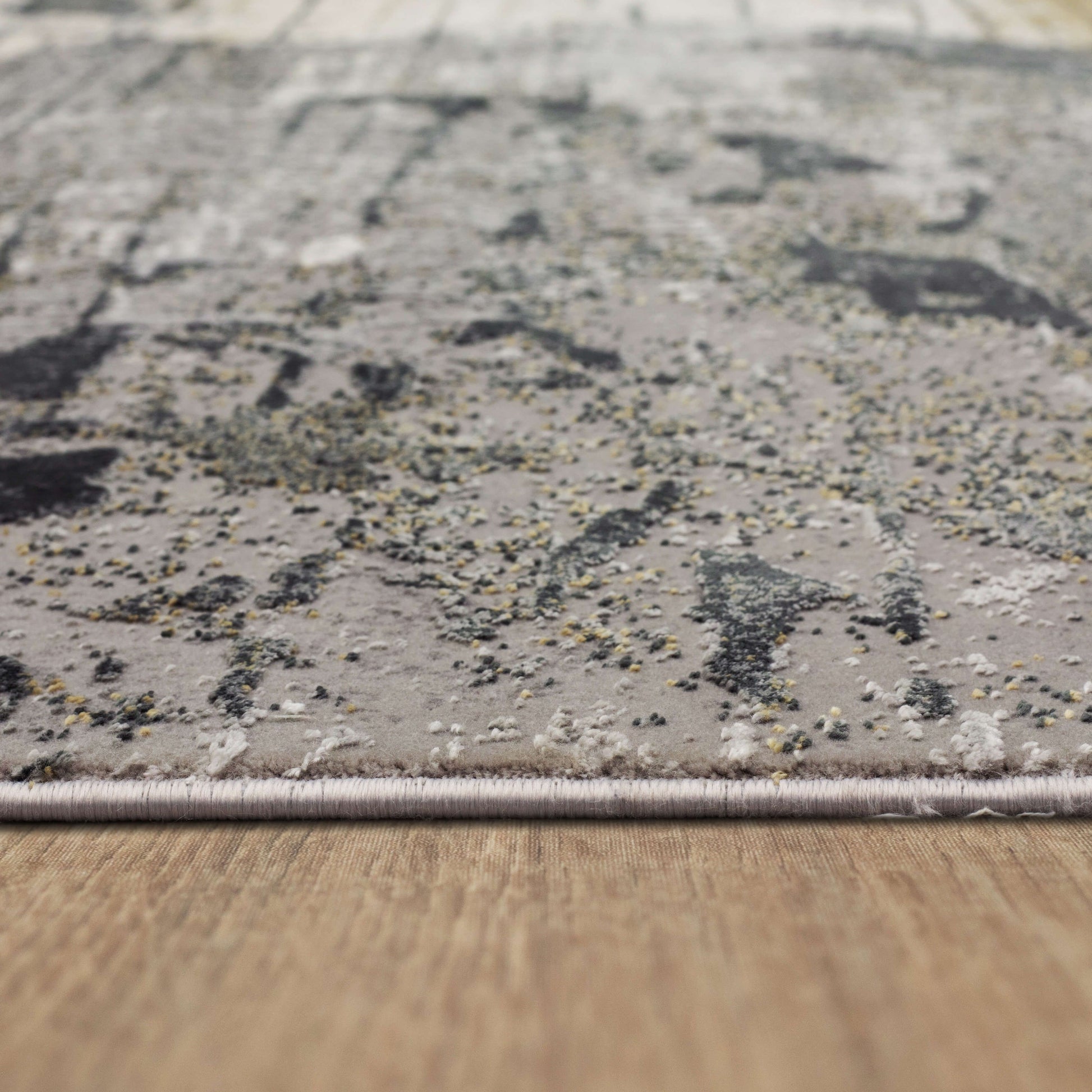 Karastan Tryst  Patina  Modern/Contemporary