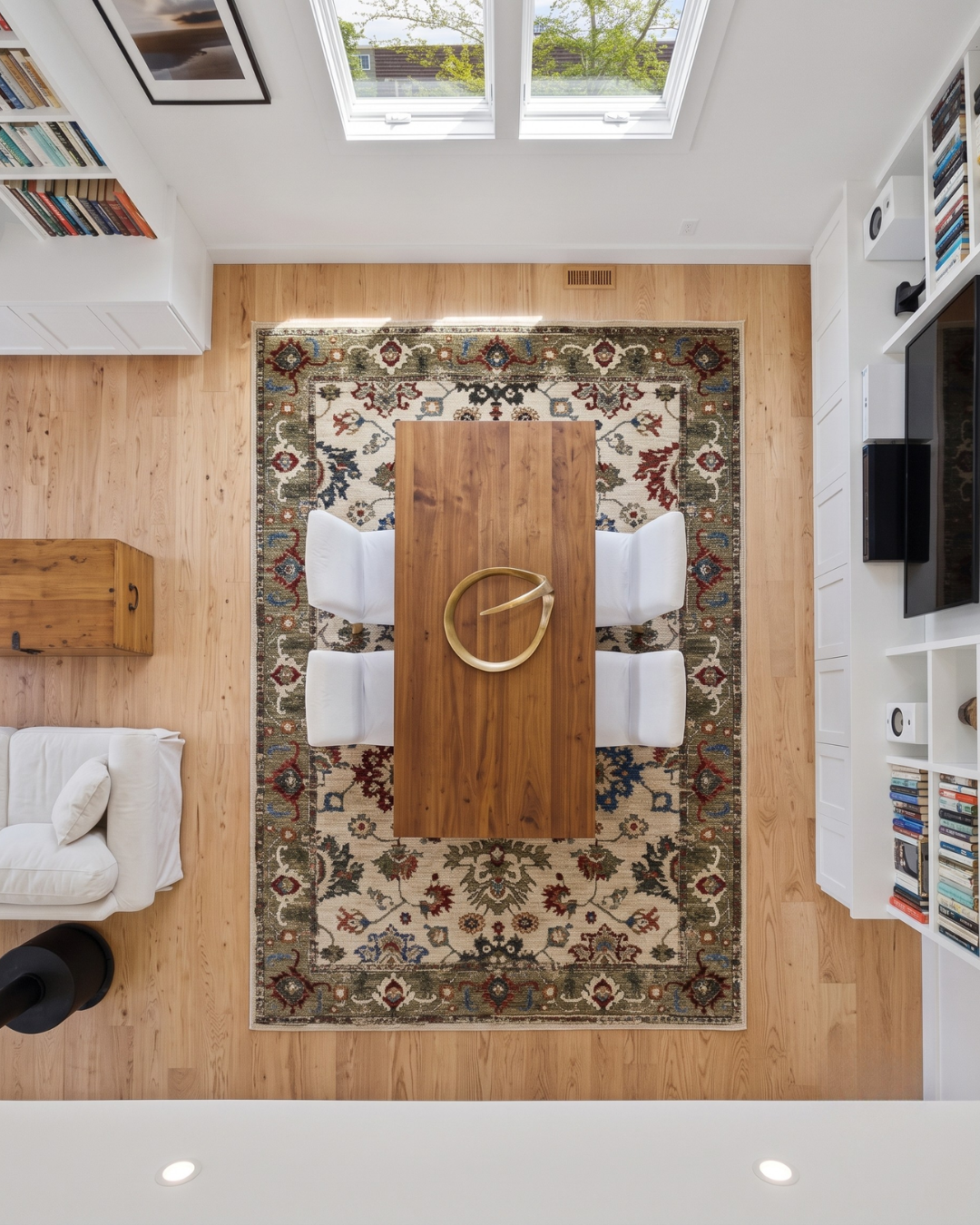 Oriental Weavers Hastings HA03W Ivory Green traditional rug in dining room overhead view