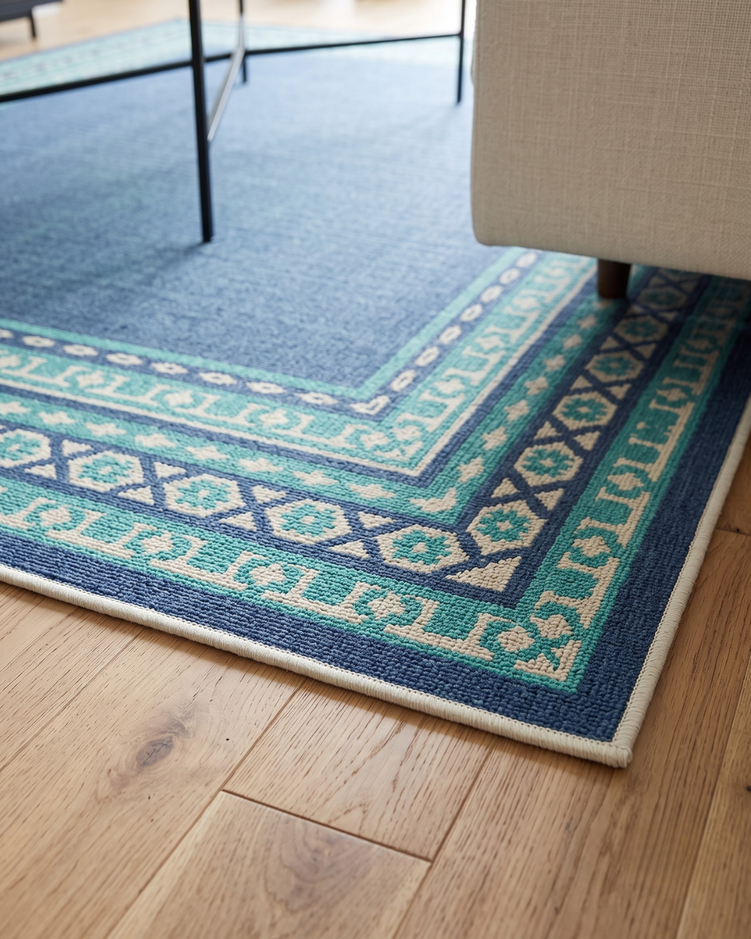 Oriental Weavers Meridian 9650B Navy Green geometric border rug corner