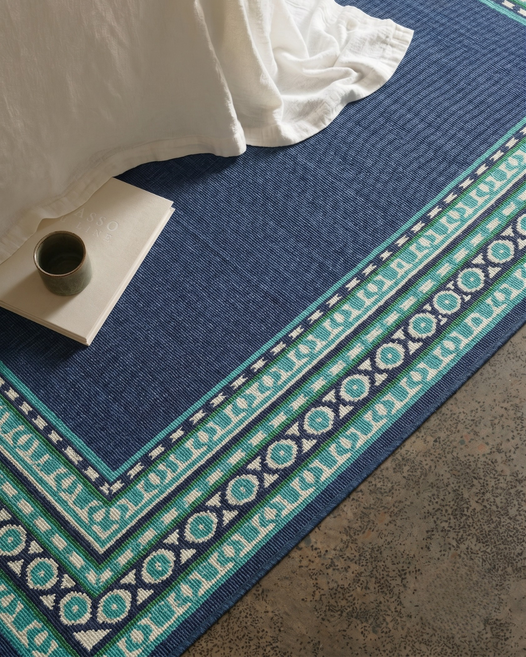 Oriental Weavers Meridian 9650B Navy Green geometric border rug style shot