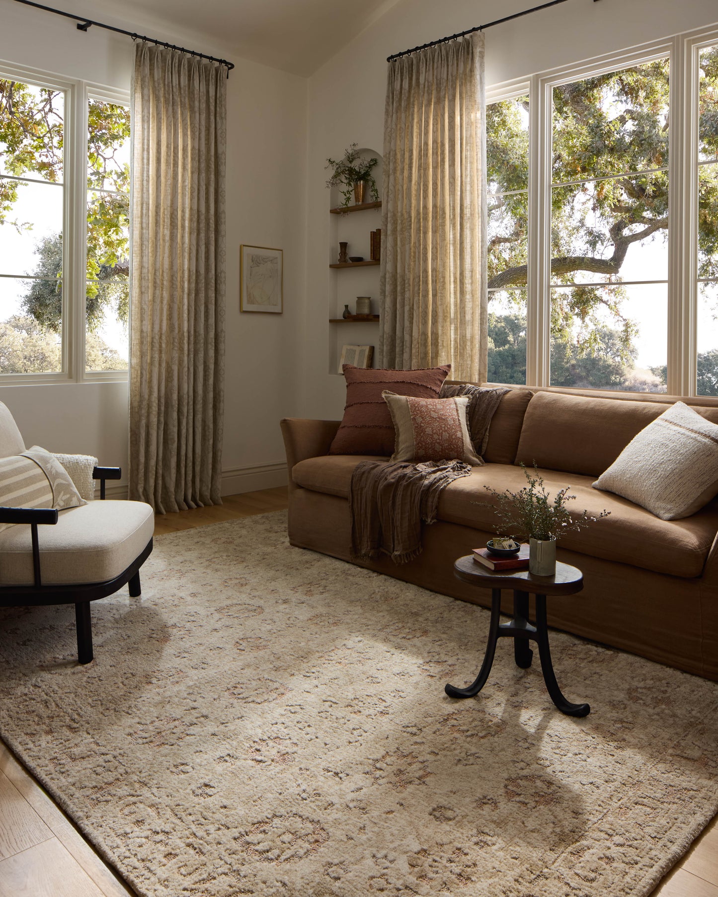 Loloi Percival  Natural Salmon Traditional