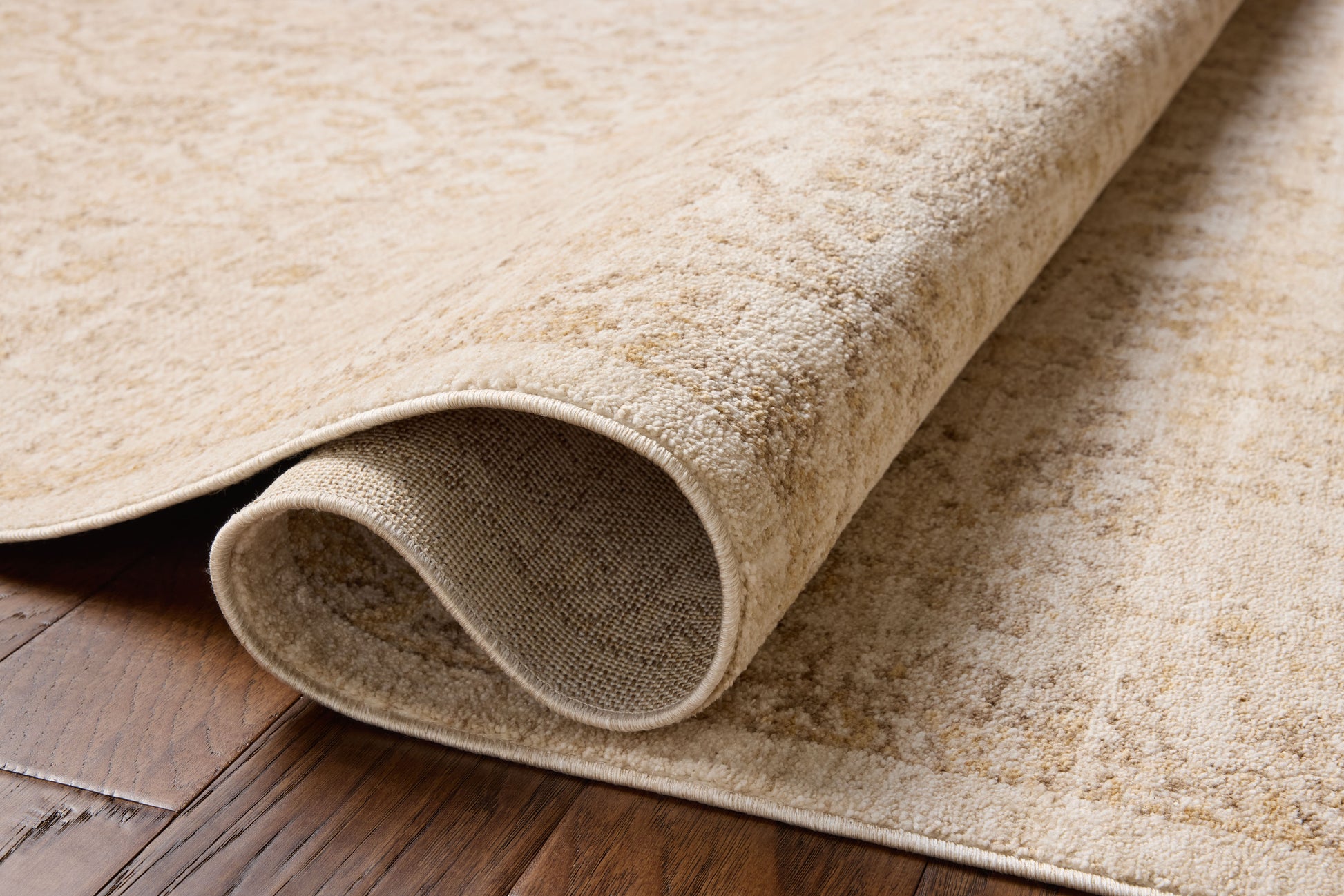 Chris Loves Julia x Loloi Palma  Ivory Sand Traditional