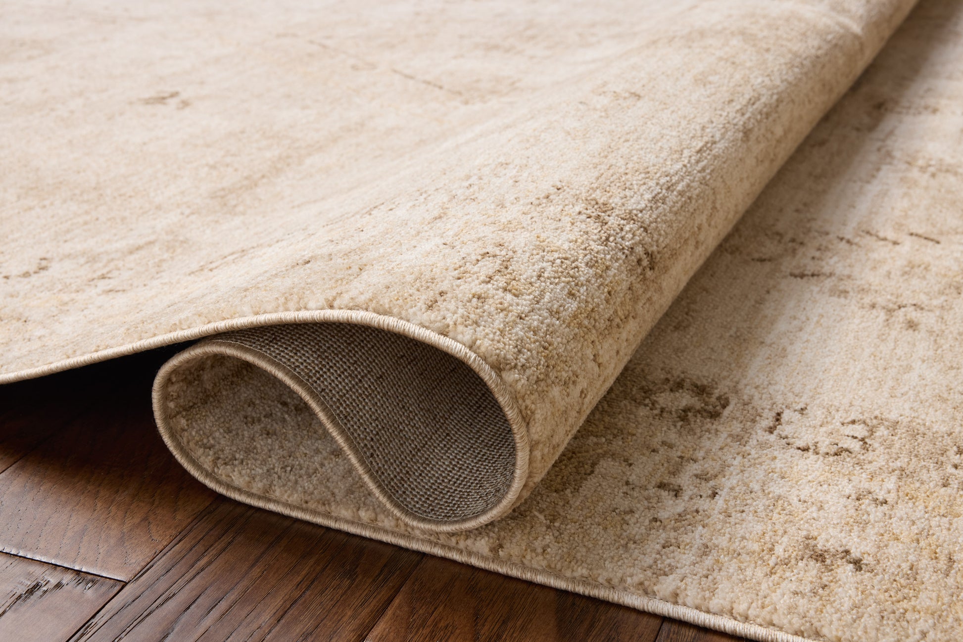 Chris Loves Julia x Loloi Palma  Natural Smoke Traditional