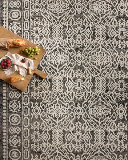 Loloi II Rainier  Pebble Ivory Indoor/Outdoor