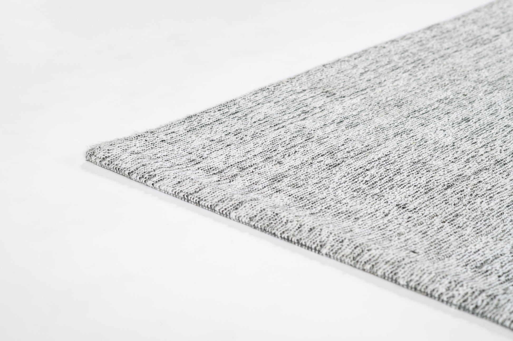 Momeni Relic  Charcoal  Contemporary