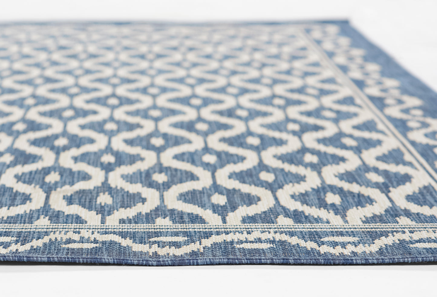 Momeni Riviera  Blue  Contemporary