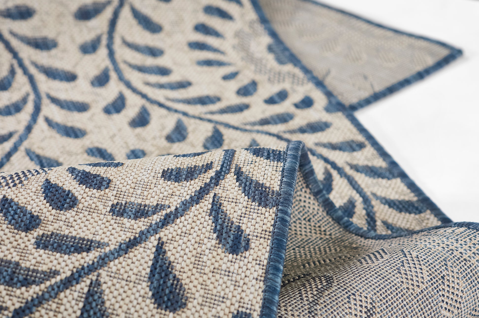 Momeni Riviera  Blue  Transitional