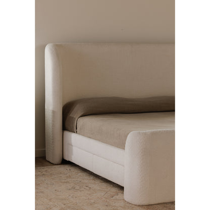 Moes Home Beds Sophia White Contemporary Furniture