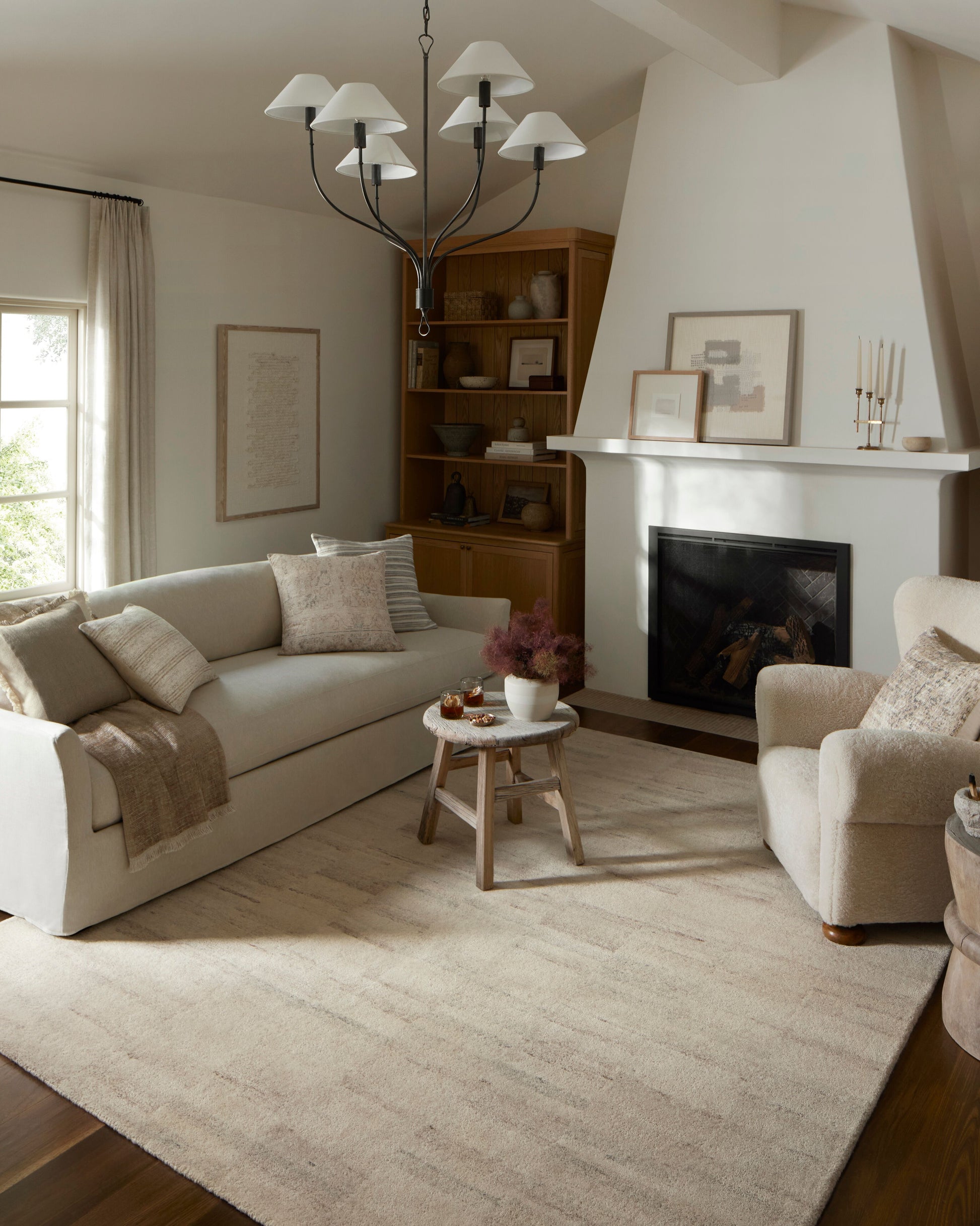 Amber Lewis x Loloi Rocky  Natural Fog Contemporary