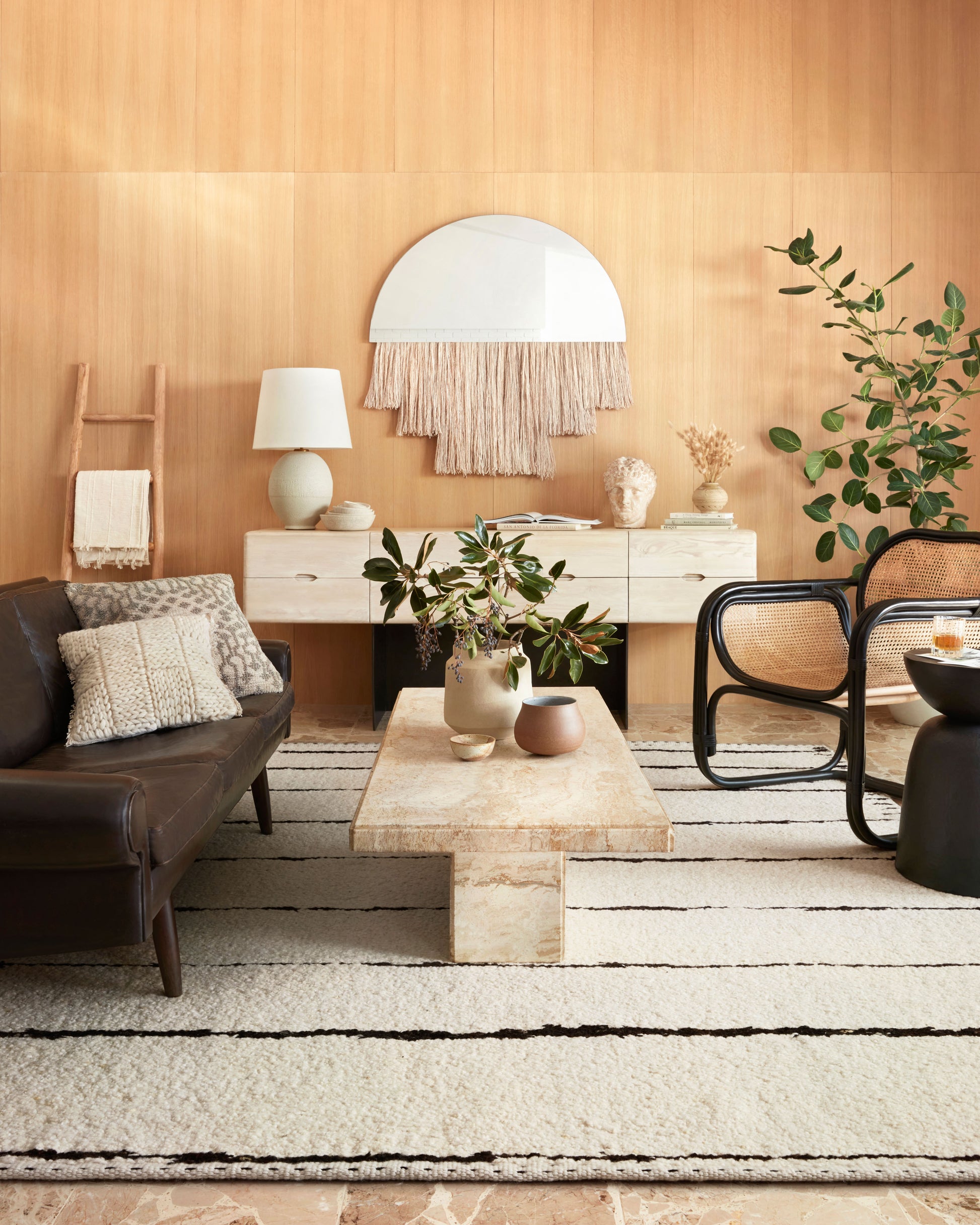 Loloi Roman  Ivory Black Contemporary