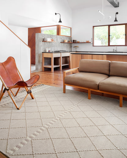 Loloi II Sawyer  Silver  Contemporary