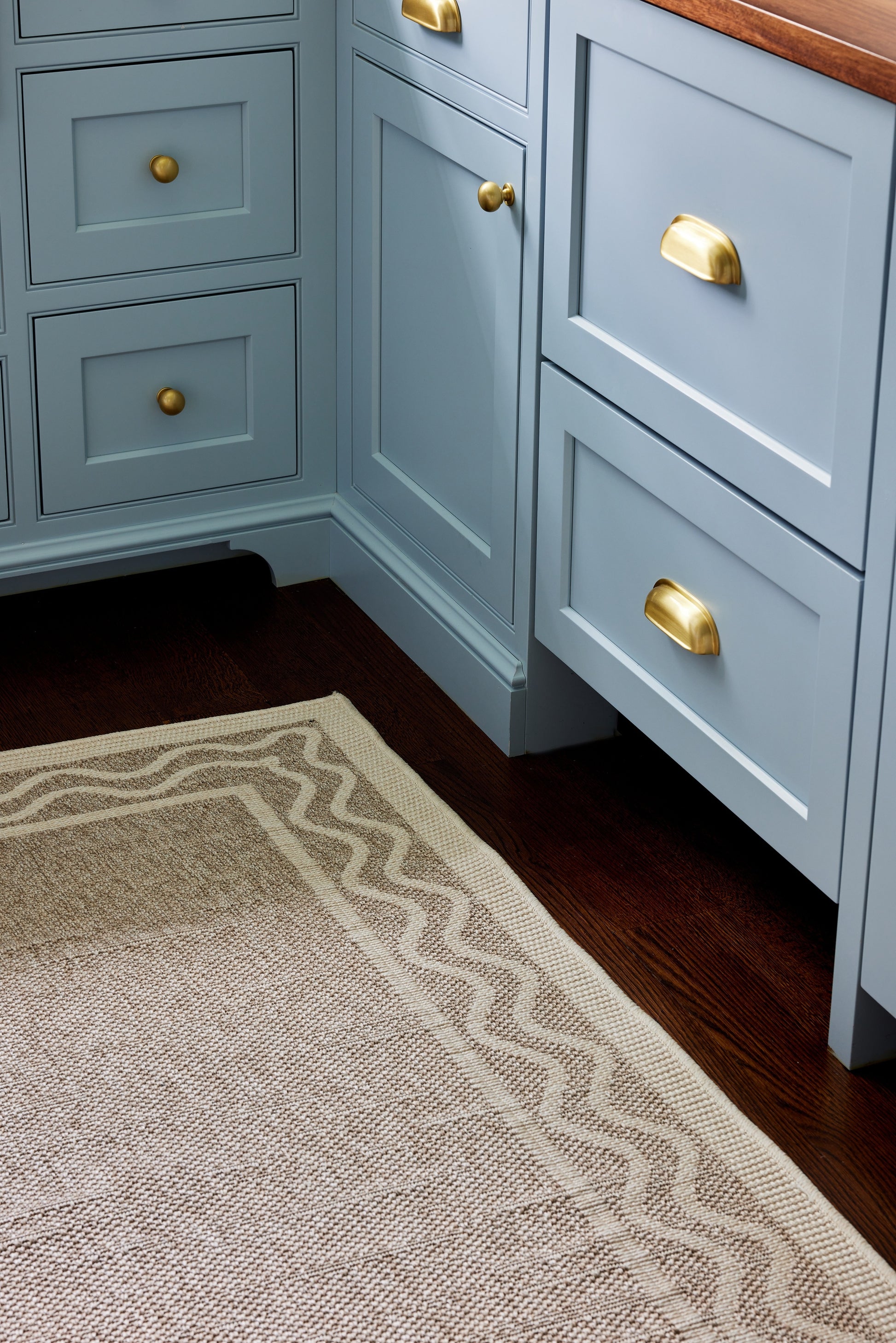 Erin Gates Saybrook  Grey  Contemporary