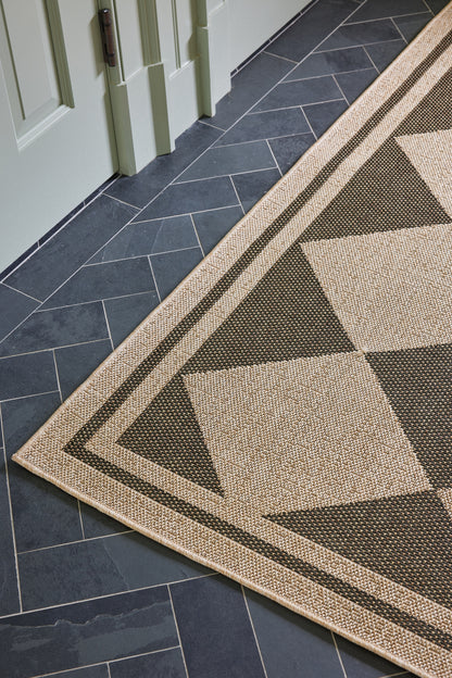 Erin Gates Saybrook  Black  Contemporary