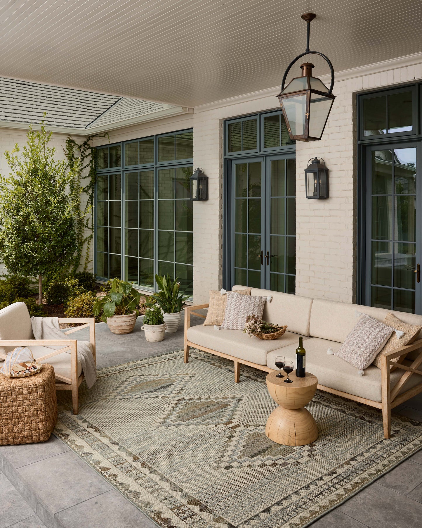 Loloi Saylor  Ivory Granite Indoor/Outdoor