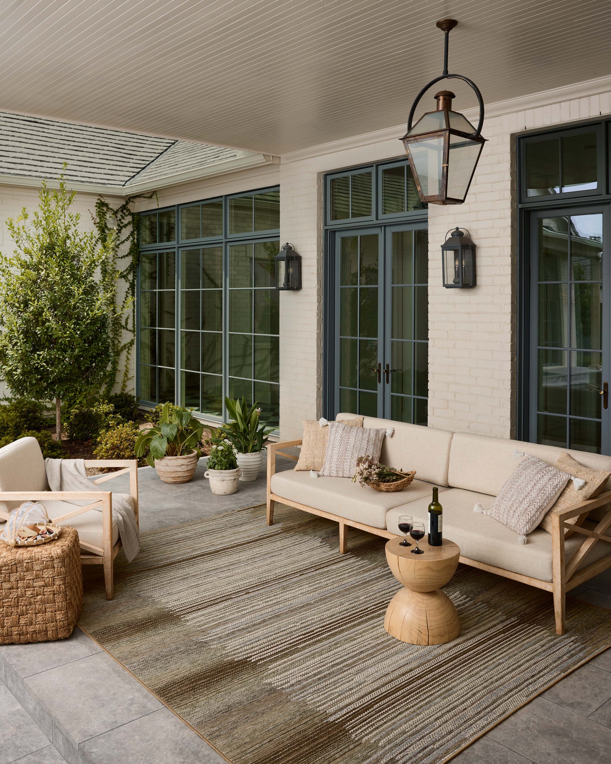 Loloi Saylor  Earth Natural Indoor/Outdoor