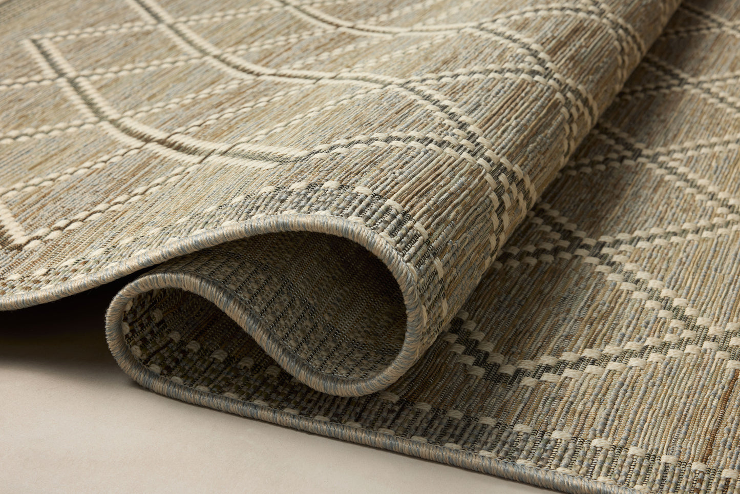 Loloi Saylor  Stone Ivory Indoor/Outdoor