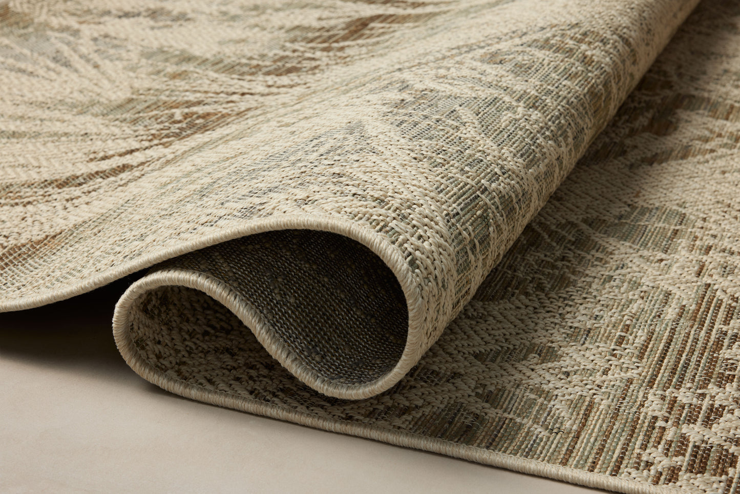 Loloi Saylor  Ivory Stone Indoor/Outdoor