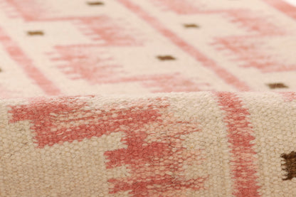 Momeni Scandi  Blush  Contemporary