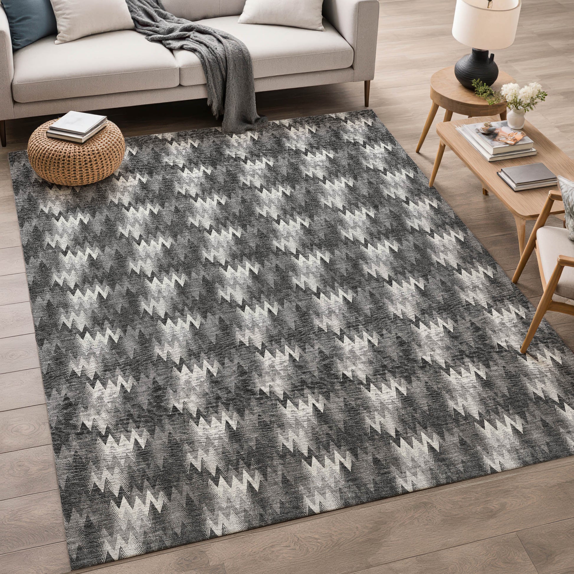 Dalyn Rugs Soft Essentials  Black  Transitional