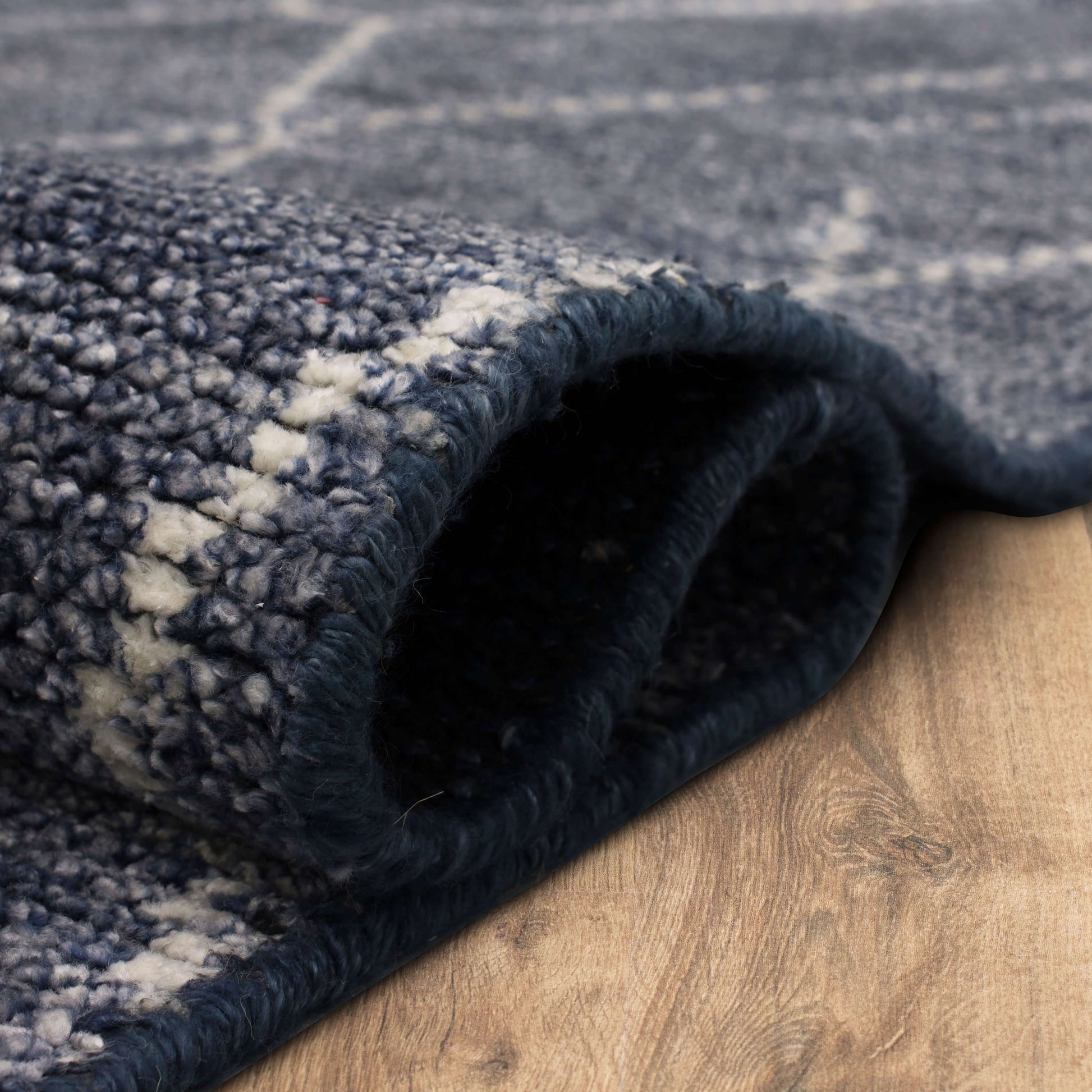 Karastan Tangier  Blue Steel Modern/Contemporary