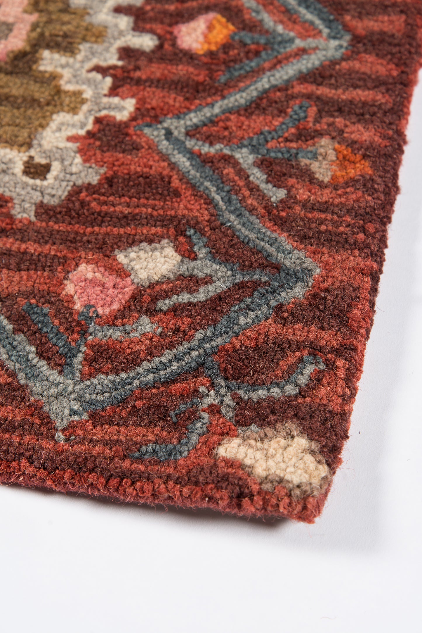 Momeni Tangier  Red  Traditional