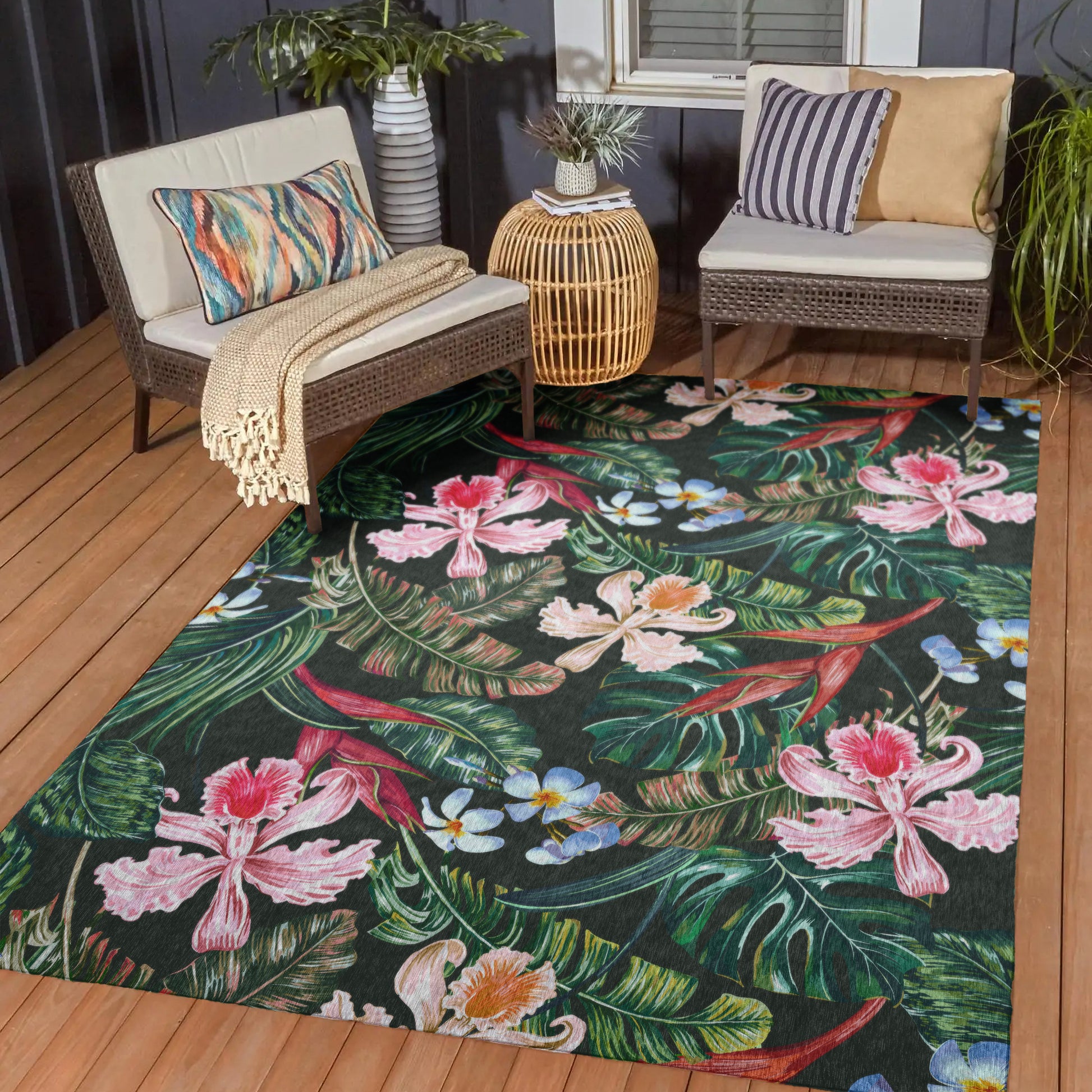 Dalyn Rugs Tropics  Black  Tropical