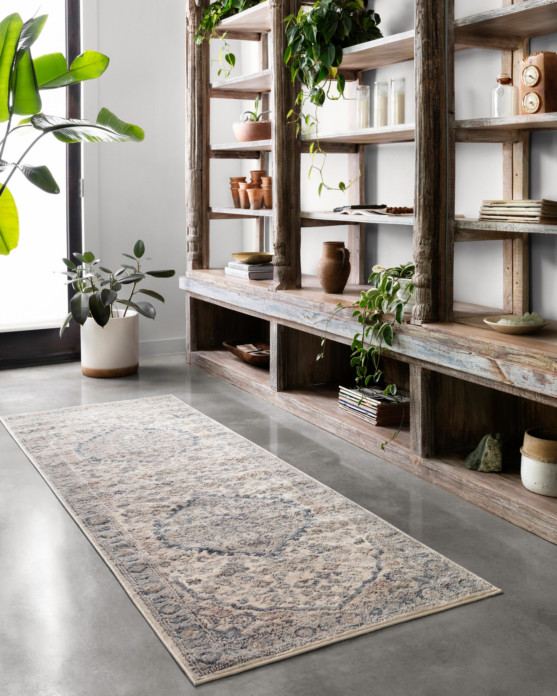 Loloi Teagan  Natural Lt.Grey Traditional