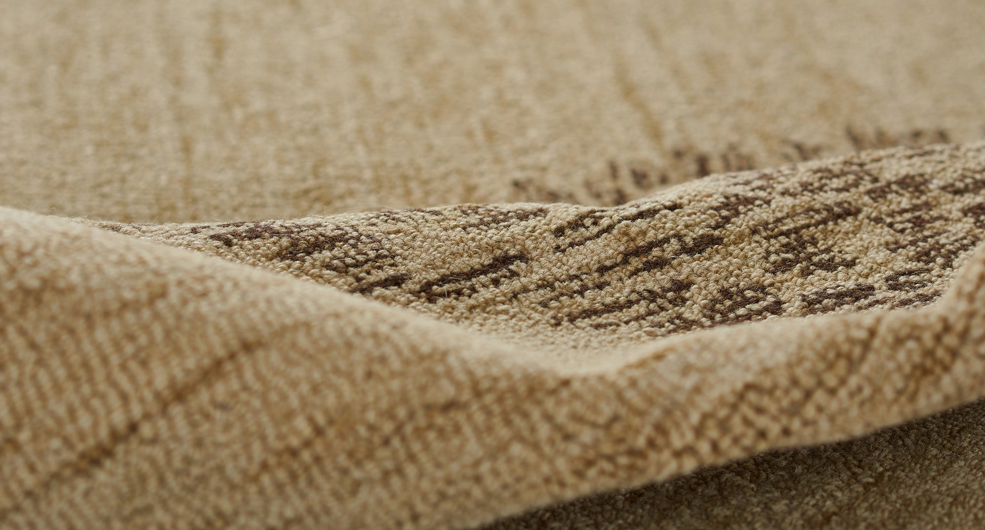 Momeni Teppe  Natural  Contemporary