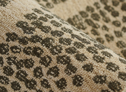 Momeni Teppe  Natural  Contemporary