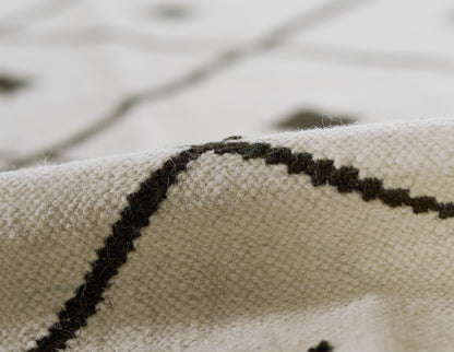 Erin Gates Thompson  Ivory  Contemporary