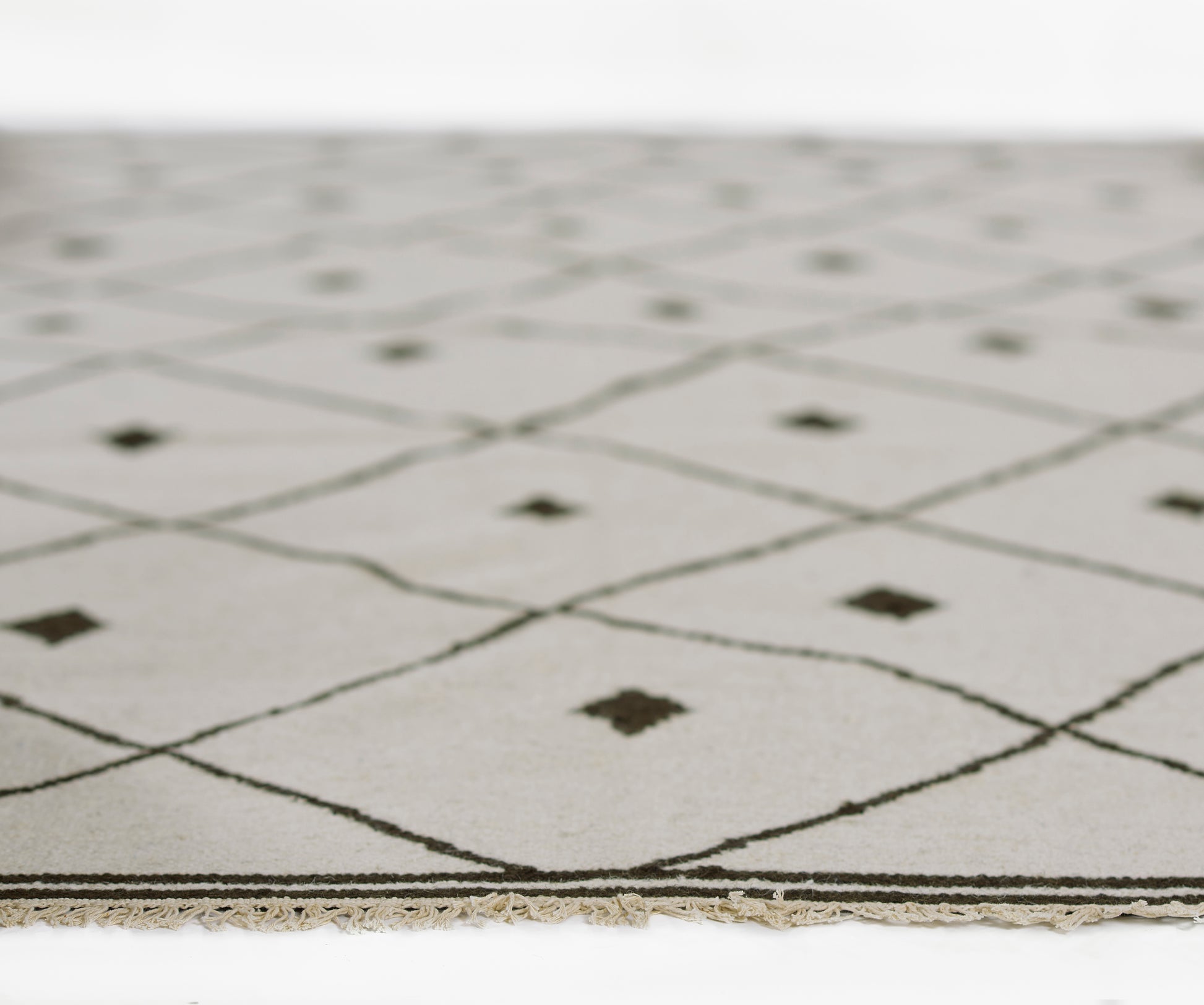Erin Gates Thompson  Ivory  Contemporary
