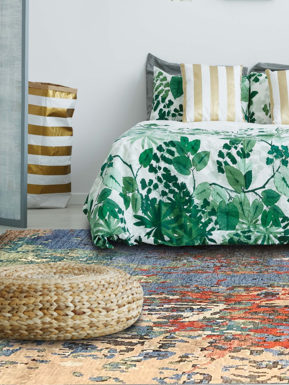 Artisan Toni Green Contemporary Handmade Rug – Atlanta Designer Rugs