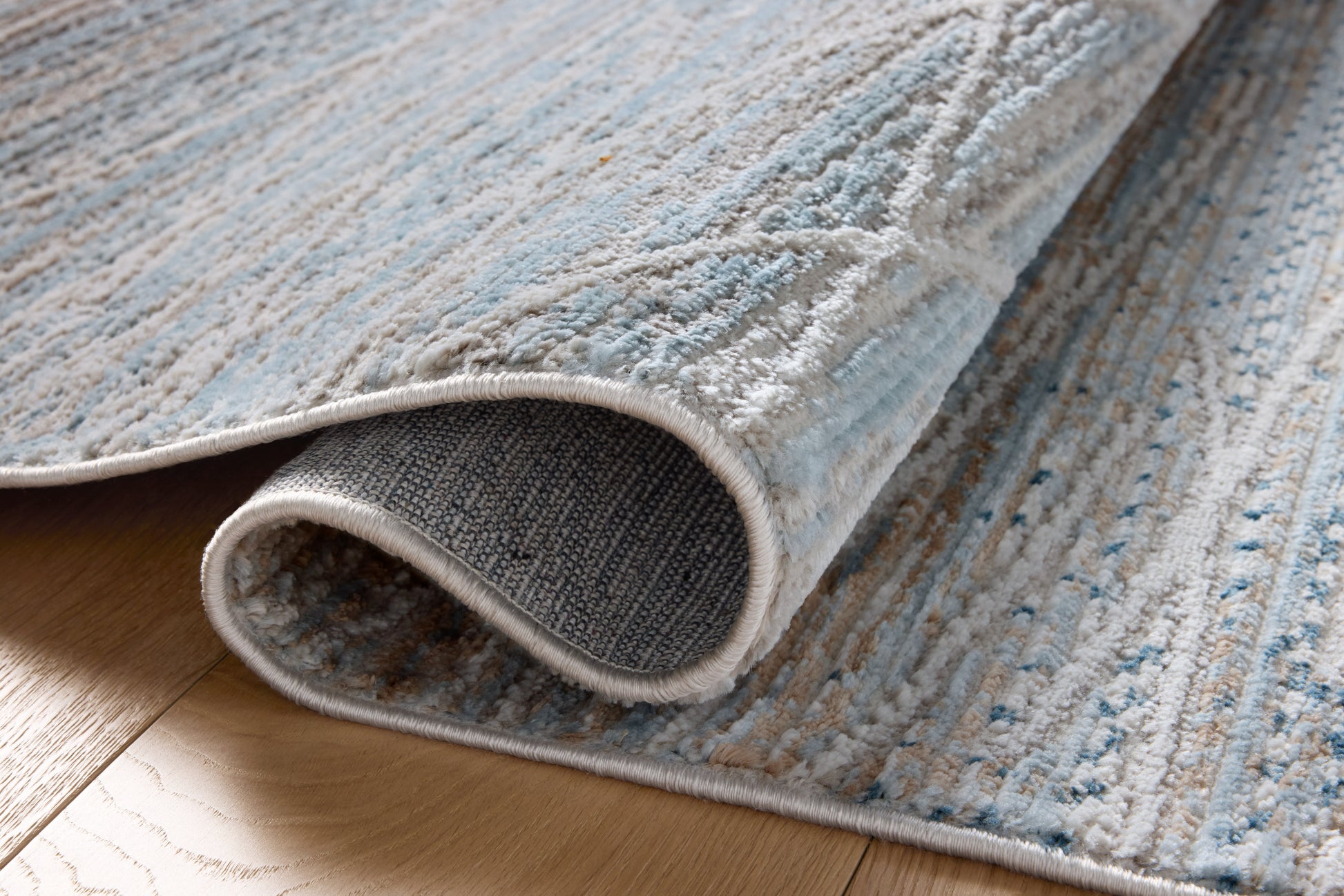 Loloi II Townes  Natural Sky Contemporary