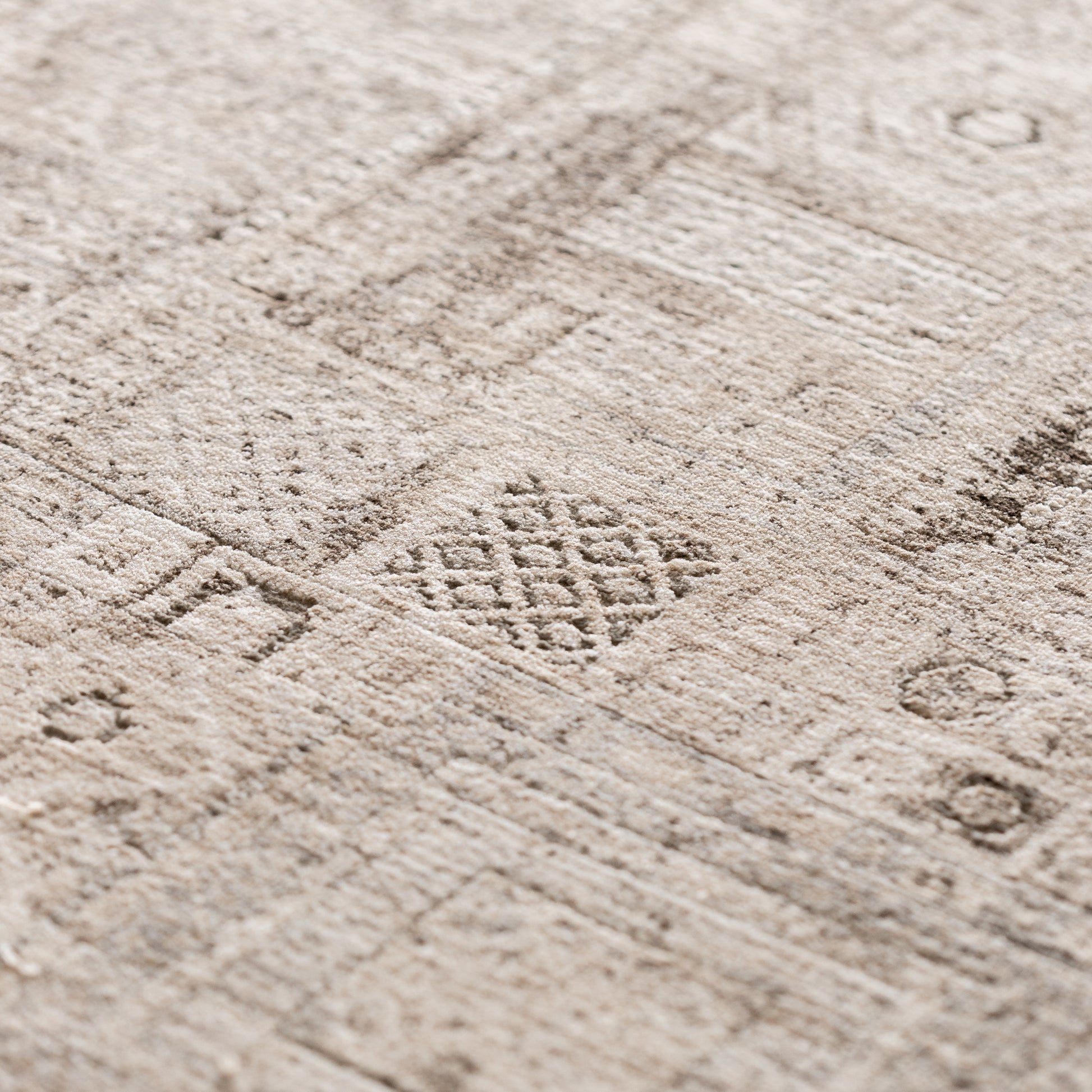 Dalyn Rugs Vienna  Ivory  Traditional