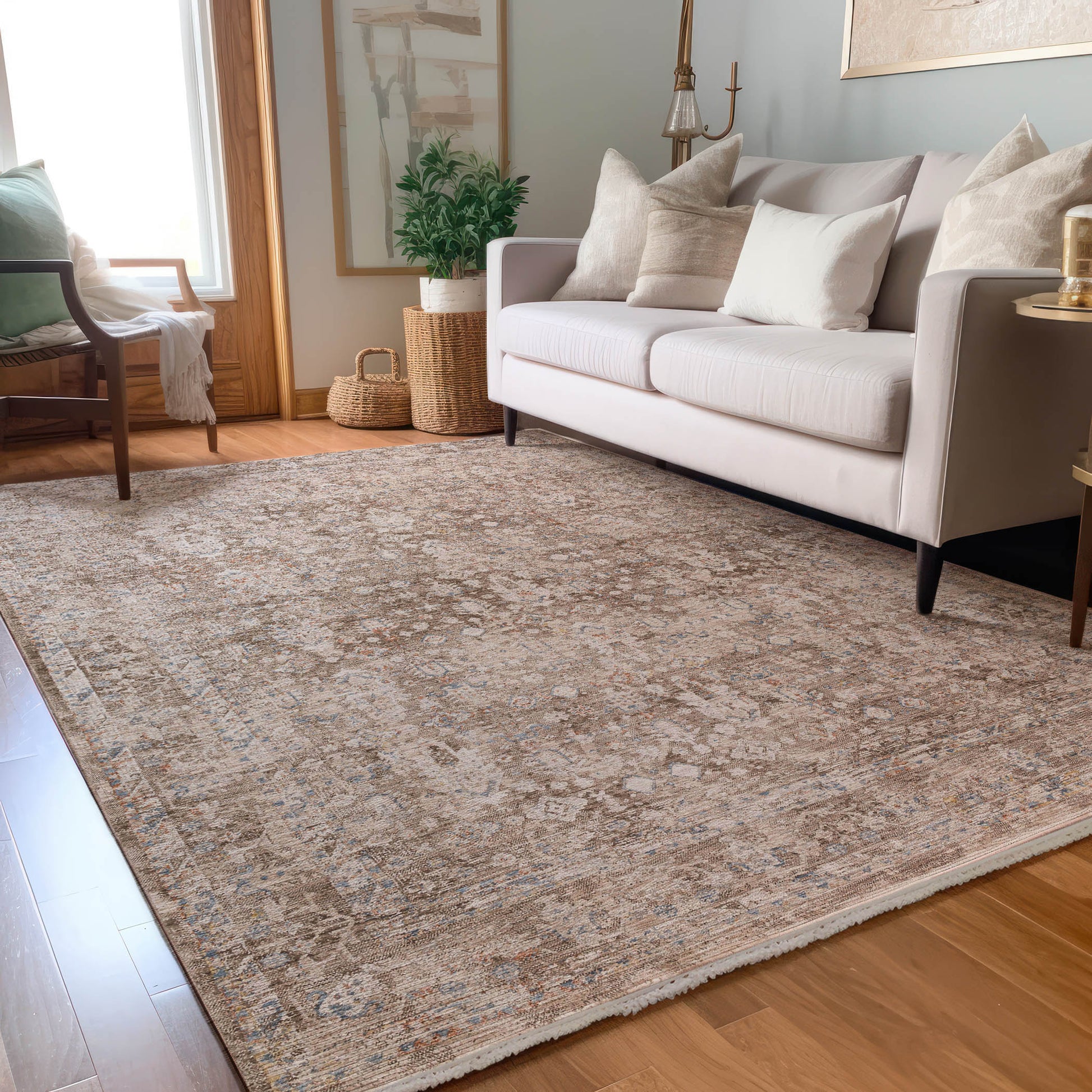 Dalyn Rugs Vienna  Chocolate  Traditional