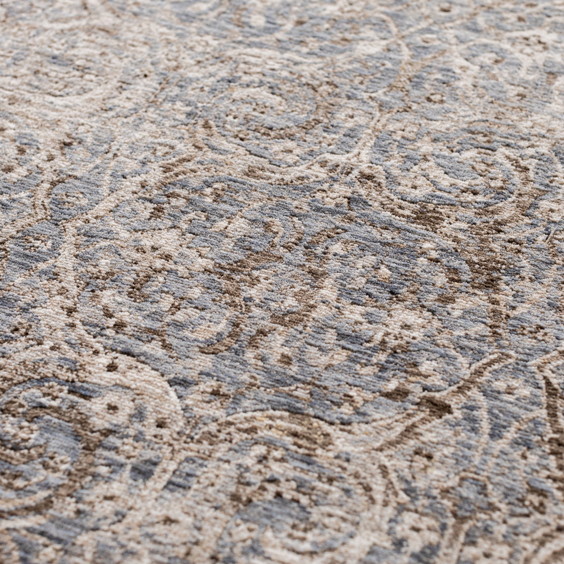 Dalyn Rugs Vienna  Denim  Traditional