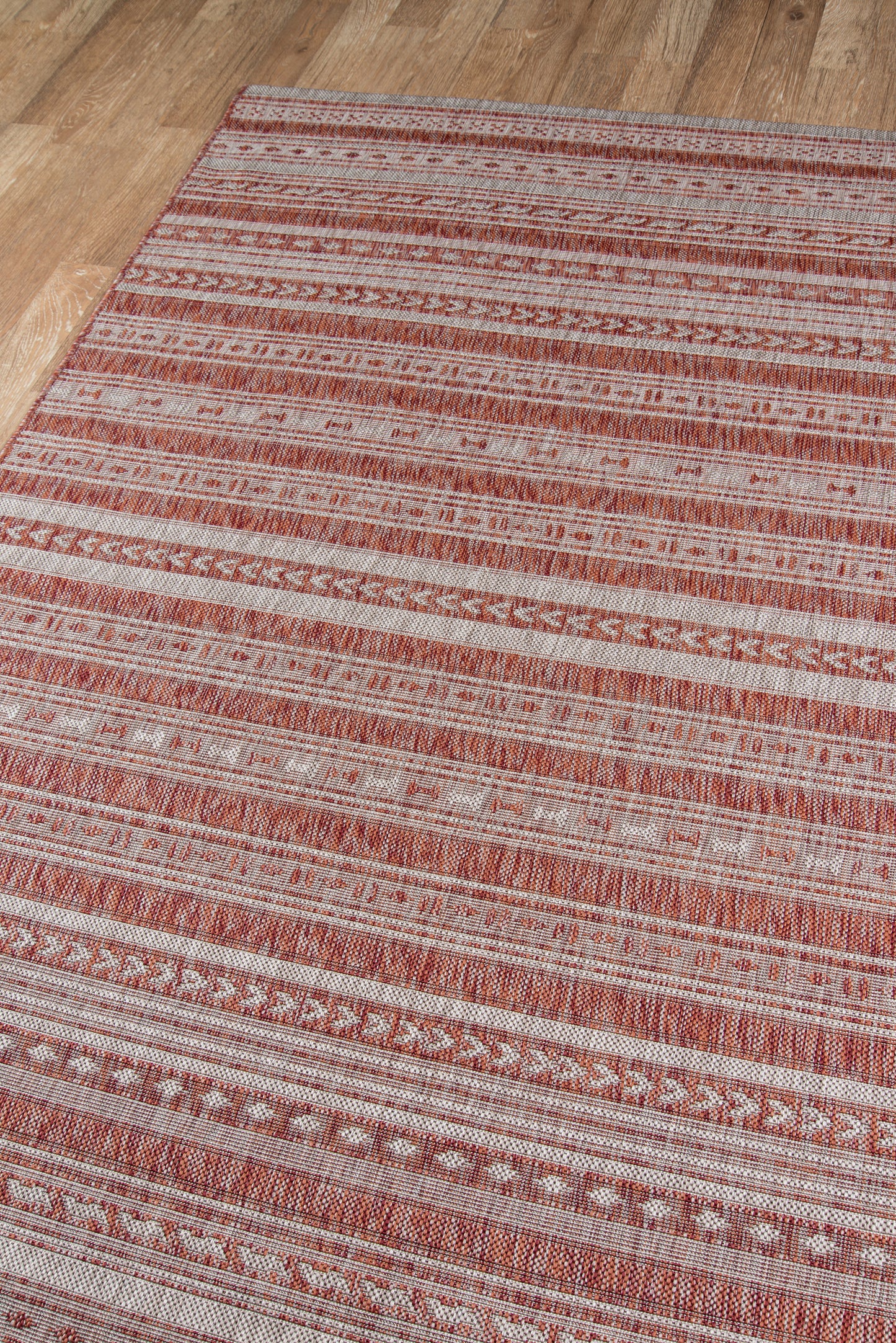 Novogratz Villa  Copper  Contemporary