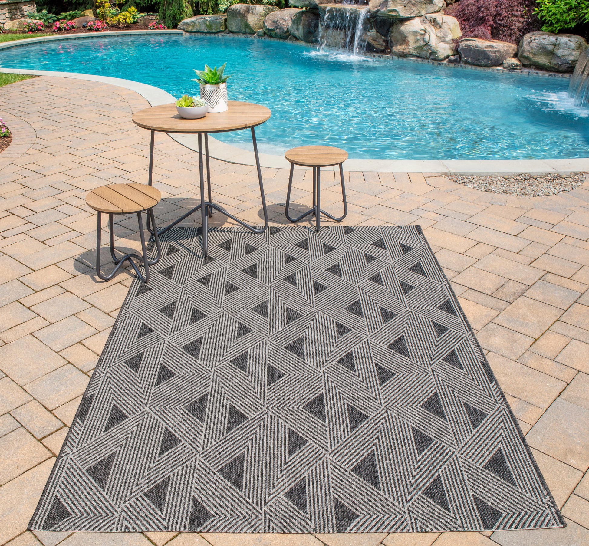 Novogratz Villa  Charcoal  Contemporary