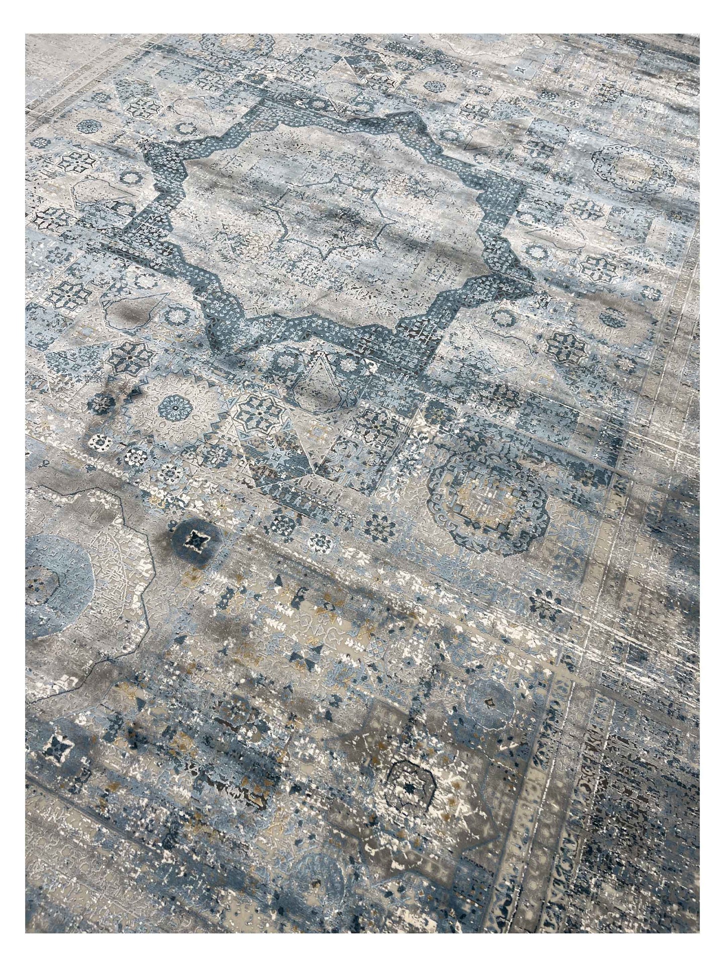 Artisan Venetian Teal Cream Machinemade Rug