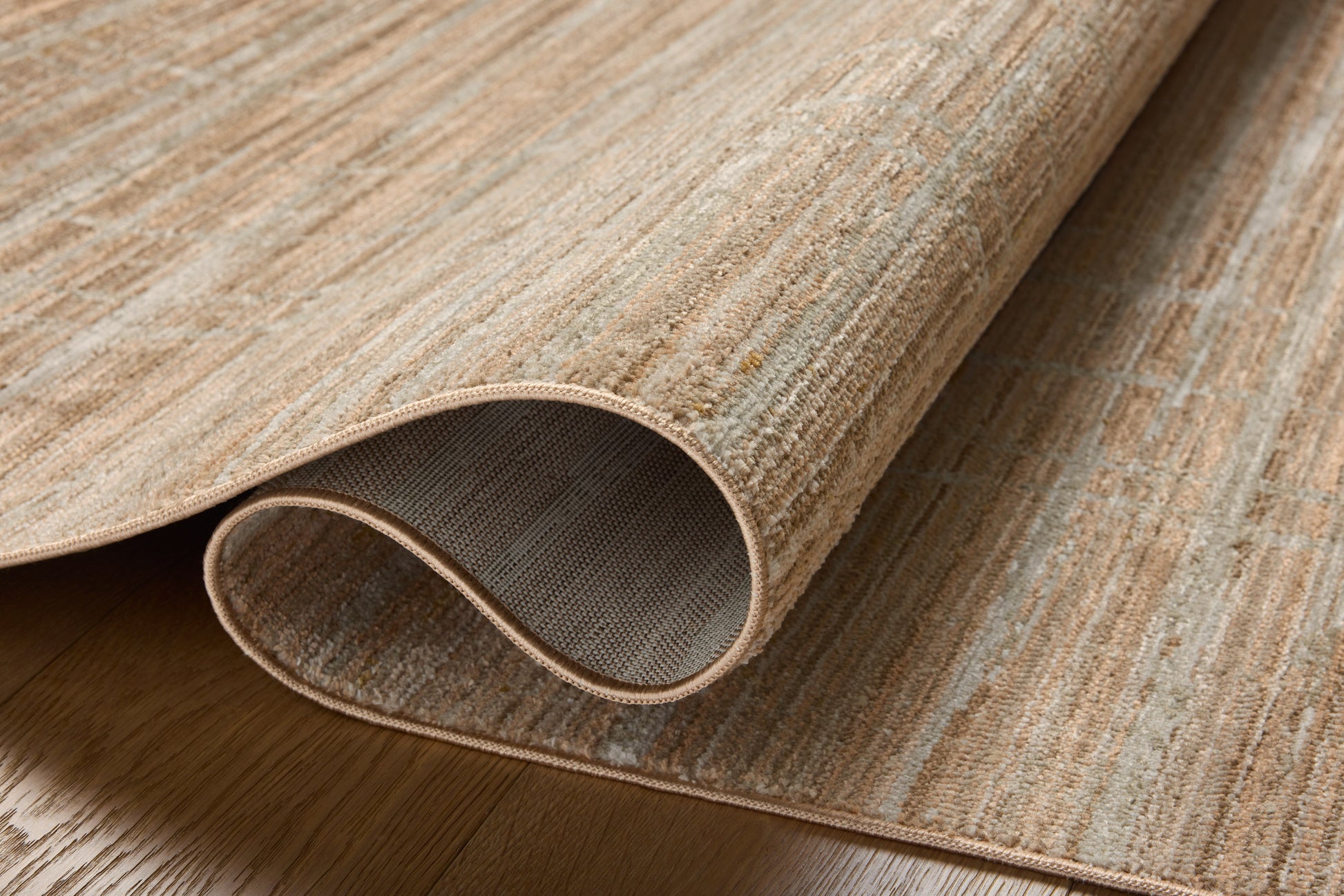 Loloi II Wade  Clay Silver Contemporary